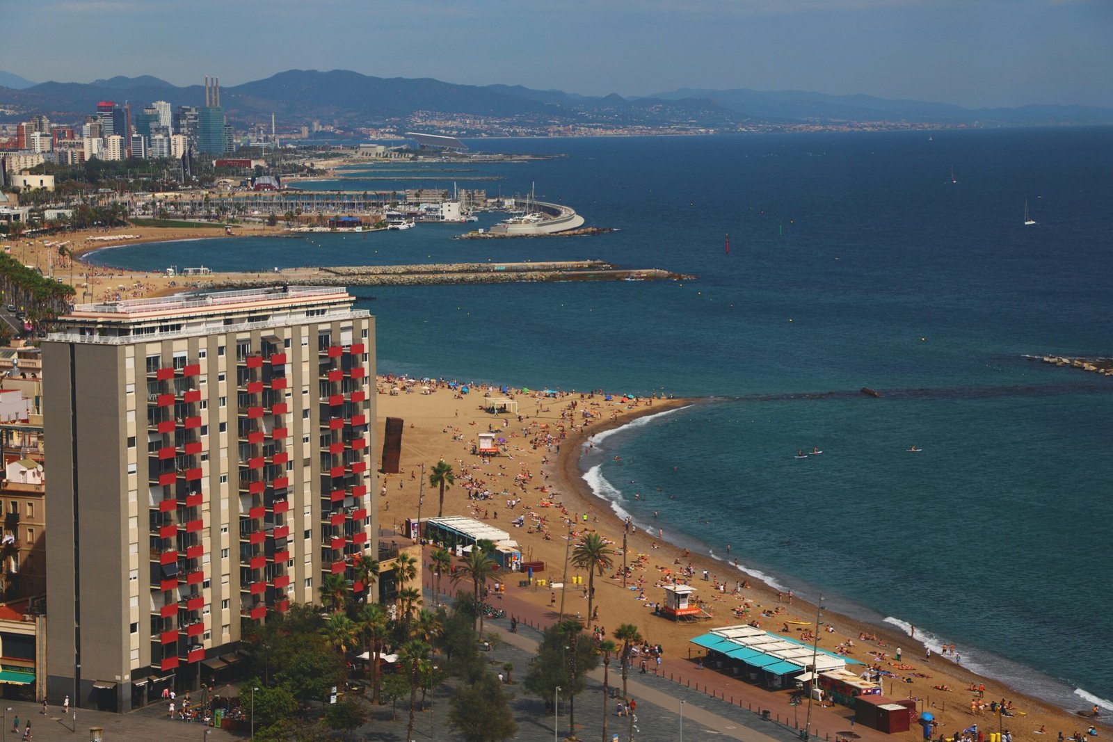 bcn play